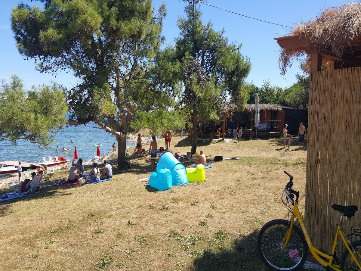 Apartment Silvija Ližnjan Екстериор снимка