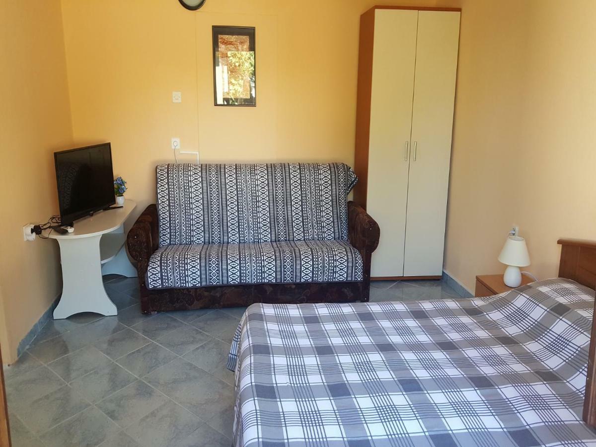 Apartment Silvija Ližnjan Екстериор снимка